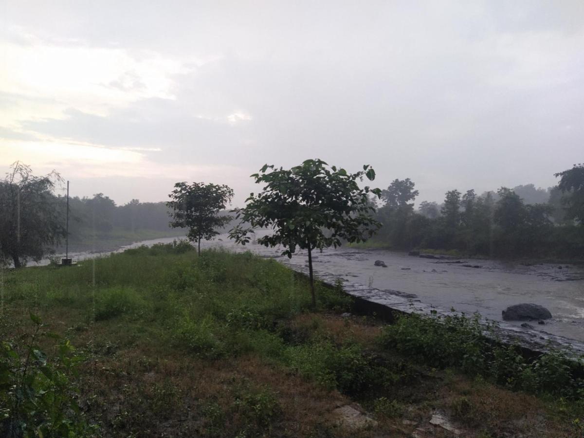 Karjat Villa 外观 照片
